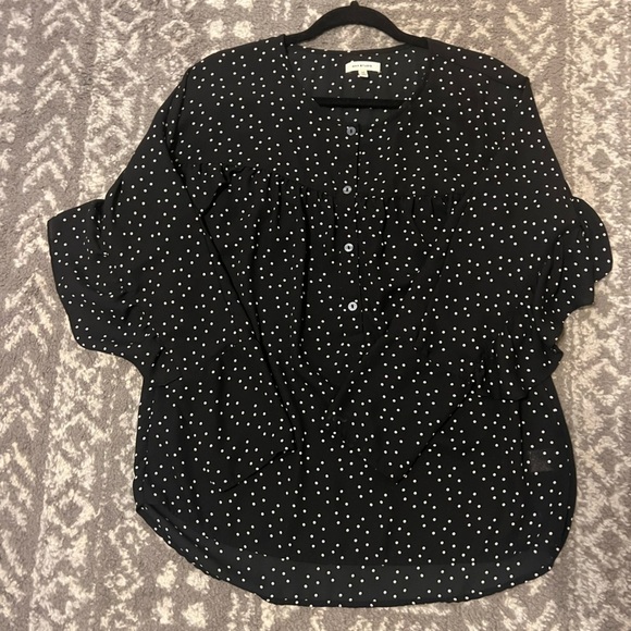 Max Studio Black Polka Dot Women's Top size M (i130) - Picture 9 of 12